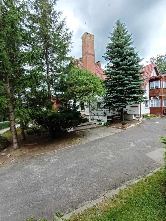 Osrodek Wypoczynkowy Nad Wodospadem Przesieka Exteriör bild